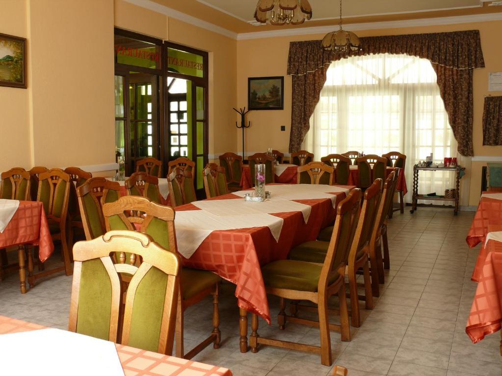 Hotel Orchidea Balástya Buitenkant foto